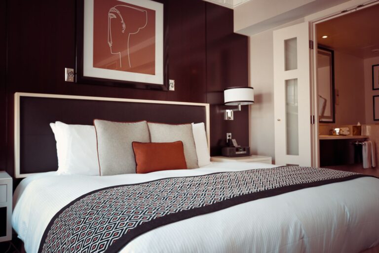 Comment créer une atmosphère chaleureuse en chambre d&rsquo;hôtes ?
